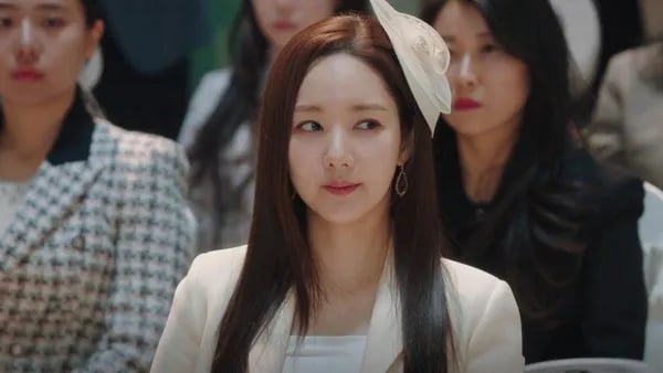 The Ultimate Con: An Undercover Guide to Confidence Queen’s Jaw-Dropping Finale Cover